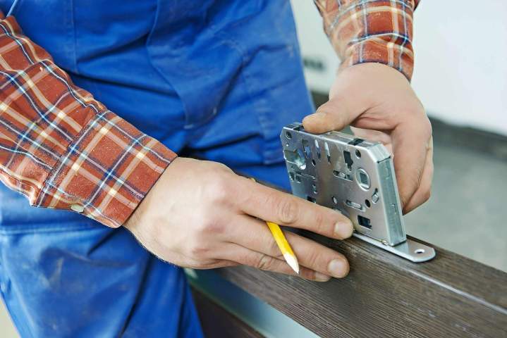 Projet installation porte Québec